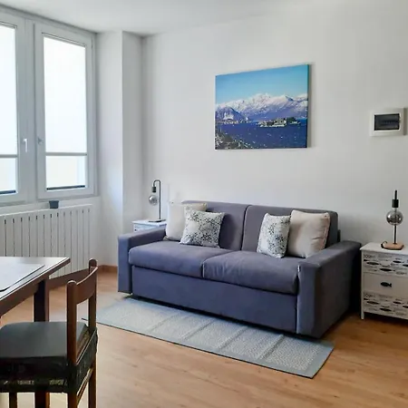 La Strecia Lägenhet Stresa